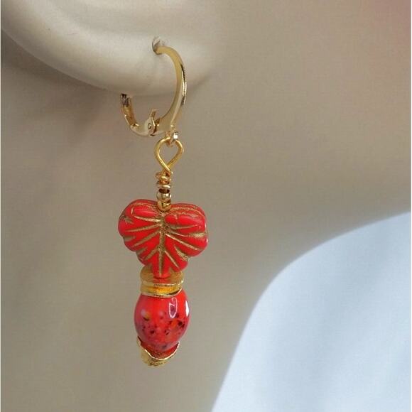 Czech Glass Earrings Artisan Made Leaf Murano Glass Beaded Red Orange Dangle NEW - Picture 5 of 10